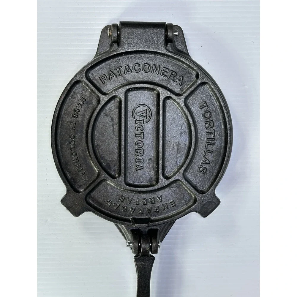 Original Victoria 8 inch Cast Iron Tortilla Press Pataconera Empanadas Used